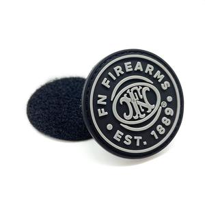 <span class=keywords><strong>Patch</strong></span> logo personnalisé OEM en PVC 3D et caoutchouc silicone <span class=keywords><strong>pour</strong></span> doudounes, coupe-vent et vêtements d'extérieur - Product Image 5