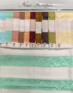 Tela Premium de 44 Pulgadas, 100% Poliéster, con Estampado Floral, Secado Rápido, Transpirable, Peso Medio, 10 Colores para Vestidos y Decoración del Hogar - Product Image 2