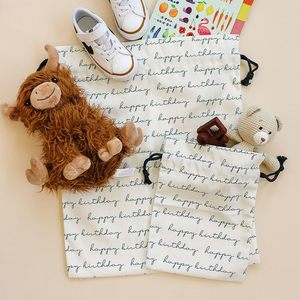Bolsa de Regalo Personalizada de Alta Calidad con Cordón y Estampado de Letras Premium para Fiestas de Cumpleaños - Product Image 2