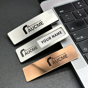Placa de Identificación Personalizada de Acero Inoxidable, Resistente, con Grabado por Sublimación, Botón Magnético con Nombre para Empleados, para Uso Diario - Product Image 6