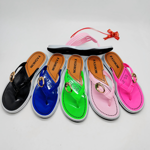 Sandali infradito da donna in PVC con stampa a fiocco e pietre, leggeri, antiscivolo, per l'estate e la <span class=keywords><strong>spiaggia</strong></span> - Product Image 3