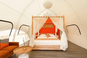 Outdoor <b>Glamping</b> Luxury Hotel <b>Tent</b> Waterproof Camping Resort <b>Tent</b> With Bedroom Sailing Shape Restaurant <b>Tent</b> C300 <b>Tent</b> C3 - Product Image 2