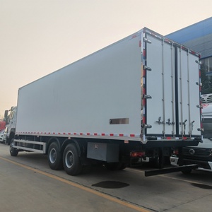 Camión de Transporte Refrigerado y Congelado Sinotruk HOWO 6x4 de 10 Ruedas - Product Image 6