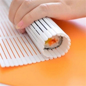 Tapis de rouleau de sushi en plastique lavable et réutilisable tapis de moule de rouleau de sushi bricolage - Product Image 3