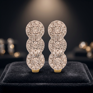ต่างหูเพชรแท้ทรงห่วง ดีไซน์คลาสสิกสำหรับผู้หญิง ทองคำขาว 14K ชุบโรเดียม ทรงเหลี่ยมเจียระไนสวยงาม เหมาะเป็นของขวัญแต่งงานหรือใช้ในชีวิตประจำวัน - Product Image 4