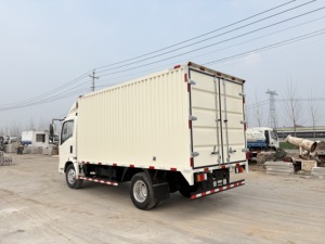 Camionnette utilitaire d'occasion Sinotruk HOWO 4.2m 4x2 avec moteur Weichai pour la livraison logistique urbaine - Product Image 6