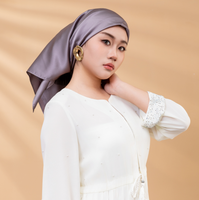 Hijab instantané en satin de soie de qualité supérieure, foulard carré, mouchoir, blanc Koweït, Jilbab confortable pour usage quotidien, vente en gros personnalisée