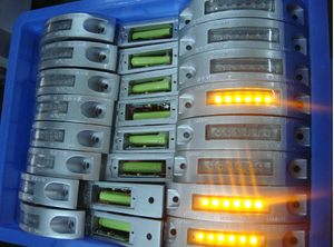Luz de Señalización LED Solar de Media <span class=keywords><strong>Luna</strong></span> Impermeable con Sonido de Advertencia y Reflector Prismático de Alta Intensidad para Seguridad Vial - Product Image 6