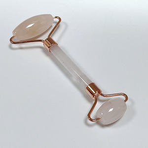 Boîte de conditionnement de coffret cadeau cosmétique avec rouleau de beauté en jade, fermeture magnétique à rabat personnalisé avec logo, avec EVA - Product Image 1