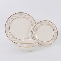 Nouveau design Tasses et soucoupes à thé en gros Or doré bordé Luxe Stripe Bone China Café Ensemble de soucoupe imprimé personnalisé Tasse