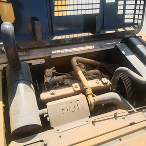 รถขุด CAT325BL ขนาด 25 ตัน พร้อมบุ้งกี๋ขุดขนาด 1.25 ลูกบาศก์เมตร รถขุดตีนตะขาบ CAT325BL มือสอง - Product Image 6