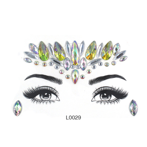 Pegatina de Cristal Autoadhesiva para el Cuerpo |   Pezoneras Brillantes para Halloween, Carnaval y Festivales de Música - Product Image 4