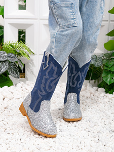 Logo personnalisé pour les bottes de cow-boy en daim scintillant pour bébés, enfants, filles et garçons - Product Image 4