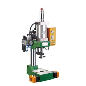 Máquina Neumática para Producción de Imanes de Refrigerador con <span class=keywords><strong>Prensa</strong></span> para Inserción de Insignias Metálicas Circulares y Cuadradas - Product Image 3