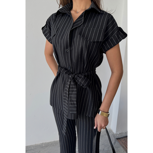 Conjunto de Traje de Mujer a Rayas en Poliviscosa Negra, Blusa y Pantalones - Product Image 5