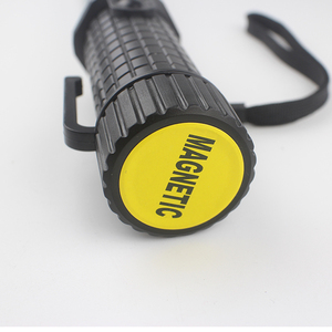 CITICITY Bâton de signalisation LED de type court pour la sécurité routière - Baguette stroboscopique haute visibilité avec aimant au bas - Product Image 5