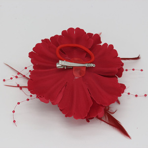 Vente en gros de pinces <span class=keywords><strong>à</strong></span> cheveux hawaïennes pour décoration de vacances <span class=keywords><strong>à</strong></span> la plage, fleur de pivoine, accessoires pour cheveux avec plumes - Product Image 3