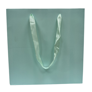 <span class=keywords><strong>Sac</strong></span> fourre-tout en papier kraft écologique et durable avec des matériaux recyclés, style luxueux pour les soins capillaires et les achats, logo et couleur personnalisés - Product Image 3