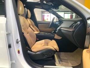 Venta Especial: Auto Usado <span class=keywords><strong>Volvo</strong></span> <span class=keywords><strong>XC90</strong></span> 2017 <span class=keywords><strong>T6</strong></span> <span class=keywords><strong>AWD</strong></span> 7 Asientos Inscription 2.0L Turbo Gasolina Automático SUV - Product Image 5