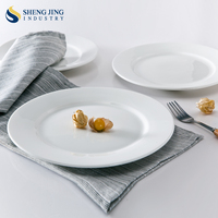 Fabricants d'assiettes en céramique personnalisées Assiette ronde blanche en porcelaine pour restaurant Assiettes en porcelaine