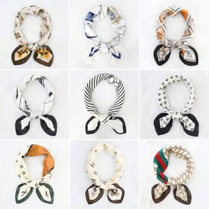 Retro Fashionable Polyester <b>Silk</b> Bandana <b>Scarf</b> for Women Screen Printed Custom Logo <b>Square</b> <b>Scarves</b> of 70*70cm - Product Image 5