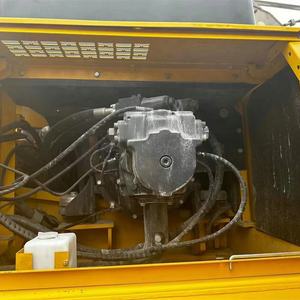 Bon état Prix bon marché 45 tonnes Komatsu Pc450 Pelles d'occasion 45T Machines de construction de mines Pc450-8 pelle sur chenilles - Product Image 5