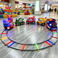 Train de centre commercial attrayant, structure en plastique et acier, 5 places, télécommande manuelle détachable avec vitesse réglable