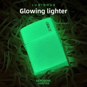 <span class=keywords><strong>Briquet</strong></span> à kérosène lumineux coupe-vent <span class=keywords><strong>ZORRO</strong></span>/<span class=keywords><strong>Zorro</strong></span> Z92070 pour cigarettes, nouveau style chinois, cadeaux d'affaires pour mariage et anniversaire - Product Image 1