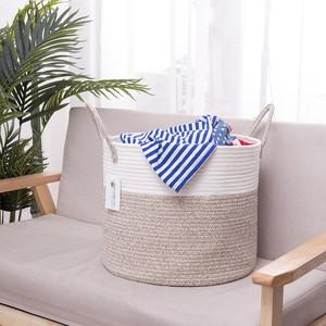 <span class=keywords><strong>Cesto</strong></span> in Corda di Cotone Intrecciata Premium con Manici, Grande <span class=keywords><strong>Cesto</strong></span> per Conservazione di <span class=keywords><strong>Asciugamani</strong></span>, Pannolini, Giocattoli per Bambini e Biancheria da Lavanderia - Product Image 6