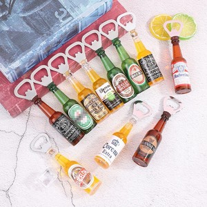 Ouvre-<span class=keywords><strong>bouteille</strong></span> de bière personnalisé en résine synthétique, acier inoxydable et alliage de zinc - Product Image 1