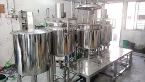 Planta de ungüentos semiautomática Línea de producción compacta Agitador homogeneizador Máquina para hacer ungüentos - Product Image 4