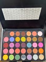 Palette de fards à paupières mats crémeux sans talc, végétalienne, haute pigmentation, poudre durable, multichrome, vente en gros, maquillage des yeux duochrome