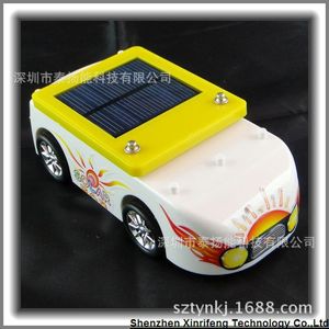 Coche de juguete con energía solar, material ABS de 160x80x50mm para la educación de los niños - Product Image 1