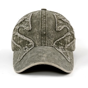 Boné de Beisebol de Algodão Lavado com Borda Desfiada e Desgastada, Bordado de Patch em Formato de Cobra com Borda Bruta, Estilo Retrô, Ajustável, Casual para Uso Externo e Proteção Solar - Product Image 5