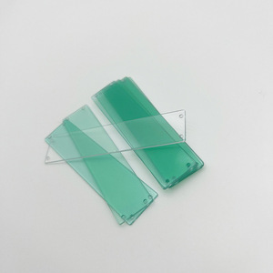 Feuille d'isolation pour animaux de compagnie 100x50mm à trous traversants, haute résistance aux températures - Product Image 2