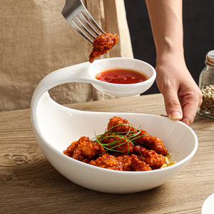 Modern Garden Green Ceramic Tableware Set High Quality Home Dinnerware with Eco-Friendly Salad Bowl for Pasta Made from <b>Clay</b> - Product Image 4