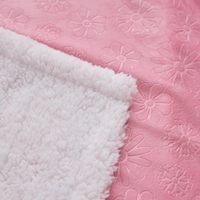 Couverture en flanelle tricotée 3D gaufrée en gros, douce, chaude et écologique, pour lit et canapé, certifiée GRS BSCI, directement de l'usine