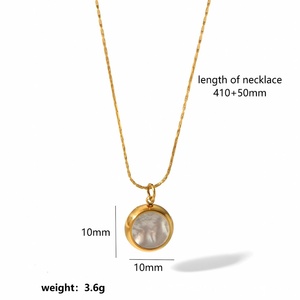 Basit Moda Beyaz Deniz Kabuğu Kare Kolye Ucu 18 Ayar Altın Kaplama Paslanmaz Çelik Zincirli Kadın Takısı Kalp Kolye - Product Image 5