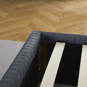 Tête <span class=keywords><strong>de</strong></span> <span class=keywords><strong>lit</strong></span> haute moderne et luxueuse avec design unique en <span class=keywords><strong>tissu</strong></span> Couleur personnalisée Cadre <span class=keywords><strong>de</strong></span> <span class=keywords><strong>lit</strong></span> double King Size pour chambres élégantes - Product Image 5