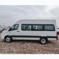 Minibus JAC TOANO 16 places à toit haut 2025, diesel 4-6L, manuel, Euro 4, conduite à gauche, occasion comme neuf, en stock