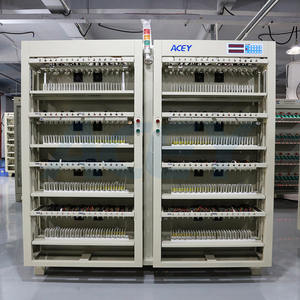 Probador de descarga de carga de batería de litio prismática de 256 canales, 5V, 10A, máquina de clasificación de capacidad de celda de batería - Product Image 4