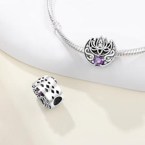 Pulsera de cuentas de loto y luna con incrustaciones de cobre blanco y piedra, estilo transfronterizo, de moda de nicho, versátil, DIY, colgante de joyería - Product Image 5