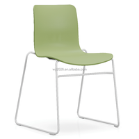Chaises légères bleues pour appartement, étudiants, salle de formation, empilables, avec patins antidérapants