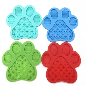 D10 Hot selling sucker dog lick pad pet supplies food lick pad pet tableware tray Silicone dog peanut butter lick mat for dogs