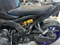 Pièces en fibre de carbone OEM personnalisées, haute performance, finition brisée sur mesure - Pièce de carrosserie sur mesure pour véhicules de course (stock épuisé)