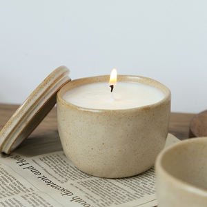 Recipientes Decorativos Personalizados al por Mayor para Velas, Estilo Nórdico Blanco de Lujo, Jarra Grande de Cerámica para Velas con Tapa - Product Image 5