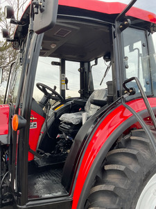 Tractor Agrícola <span class=keywords><strong>de</strong></span> 4 Ruedas Motrices para <span class=keywords><strong>Alquiler</strong></span> Agrícola y Recuperación <span class=keywords><strong>de</strong></span> Terrenos - Product Image 5
