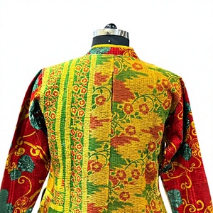 Veste courte Kantha en patchwork indien fait main, imprimé floral bohème, 100% coton, ethnique - Product Image 4