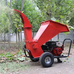 Vender como bolos quentes Pomar poda verde máquina trituradora de ramos 15 HP móvel triturador de árvores