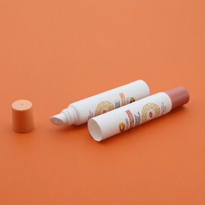 Tube souple PE personnalisé avec logo pour cosmétiques, 15g 15ml, pour brillant à lèvres et baume à lèvres, emballage plastique, fabriqué en usine - Product Image 1